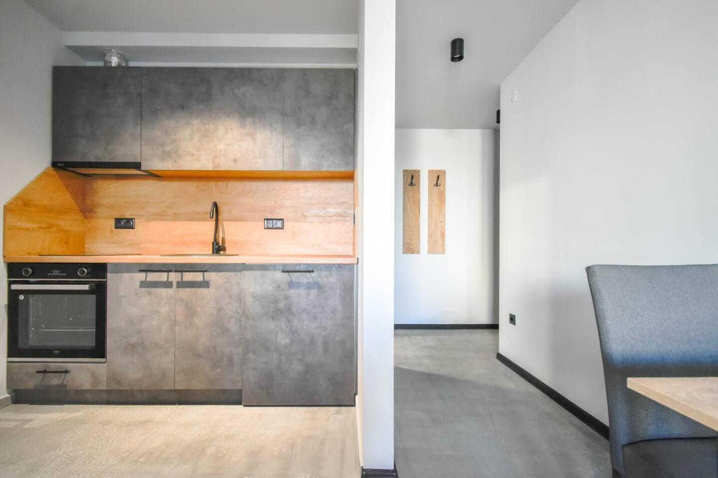 6 Studios 6 Bathrooms 2 Levels Kitchens София Экстерьер фото